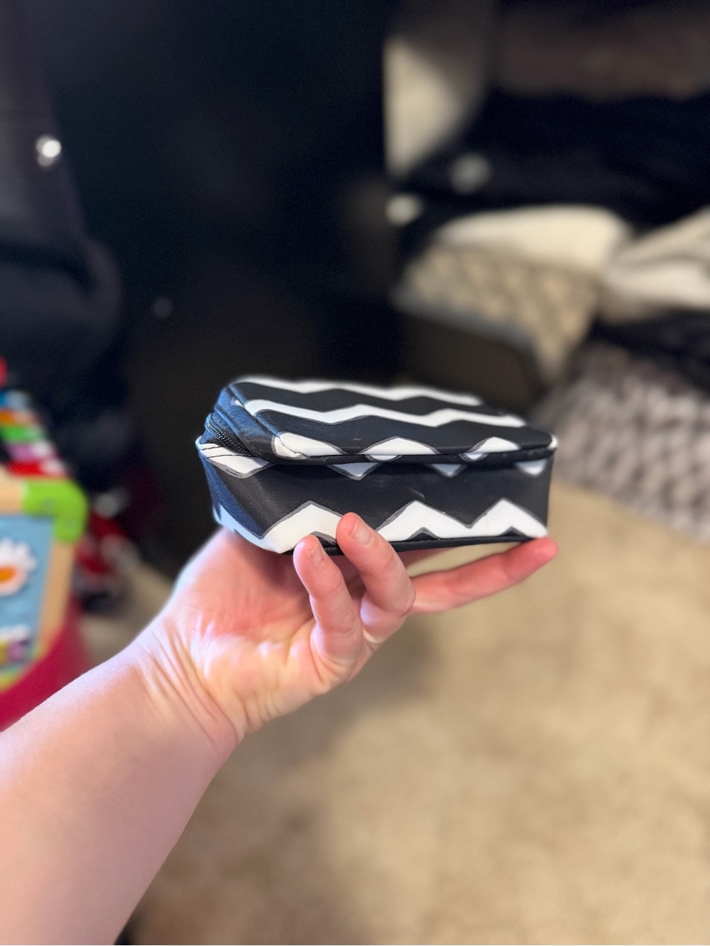 thirty-one Chevron Pouch - Black & White